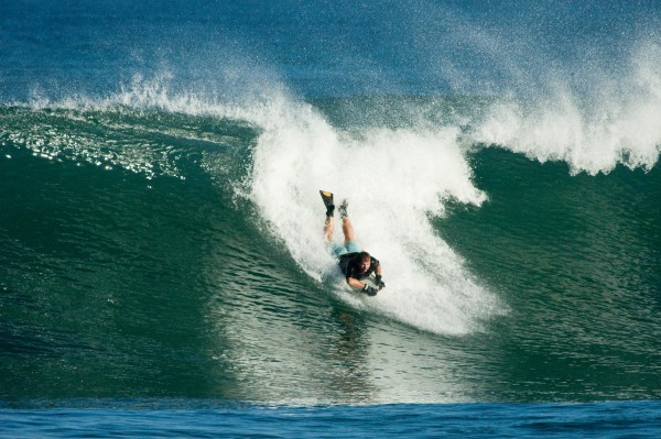 RodSurf-2011-0125_TdlR_Drop_w600.jpg