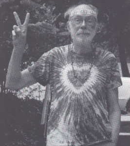 old_hippie_peace_hippie[1].jpg